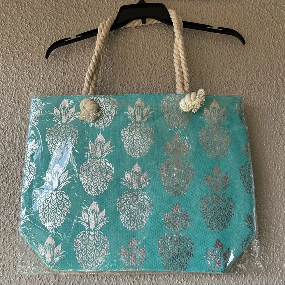 Hawaiian tote turquoise blue canvas bag with sliver pineapple print NWT